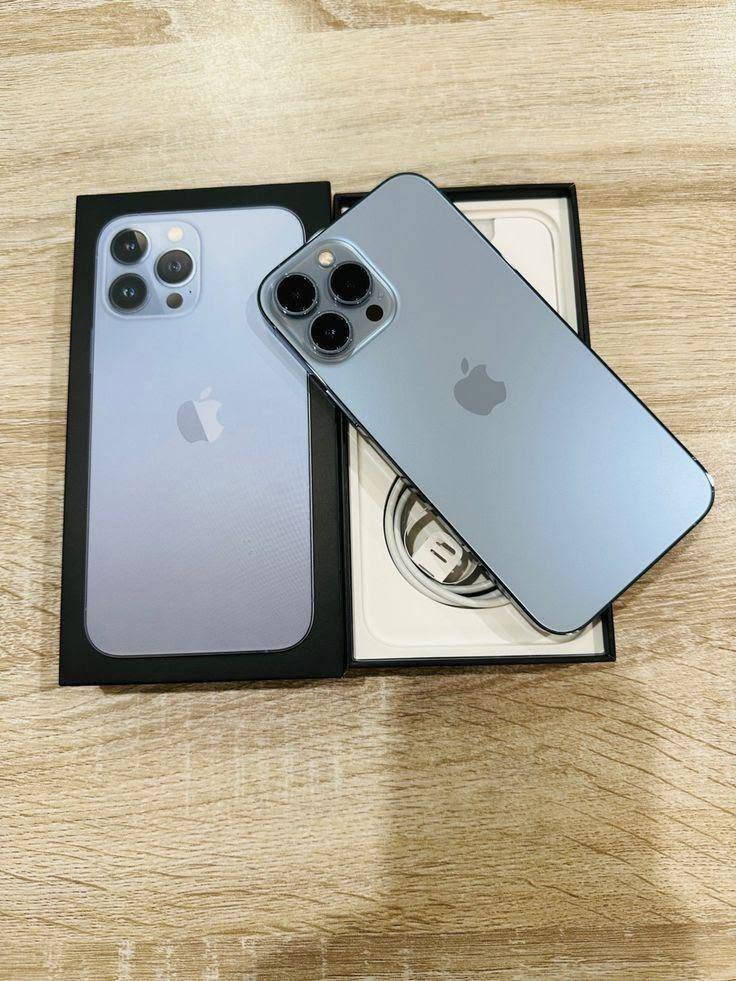 للبيع | iPhone 13 Pro Max 

📱 256GB
🔋 بطارية 100%
✨  الجهاز بالكرتون استخدام يومين فقط!
💎 جهاز نظيف جداً وحالته ممتازة

💰 السعر: 900 ألف دينار
💬 وبي مجال للشراي 

📞 للاستفسار والحجز:
***********

📍 العنوان: قضاء العلم – قرية سمره
