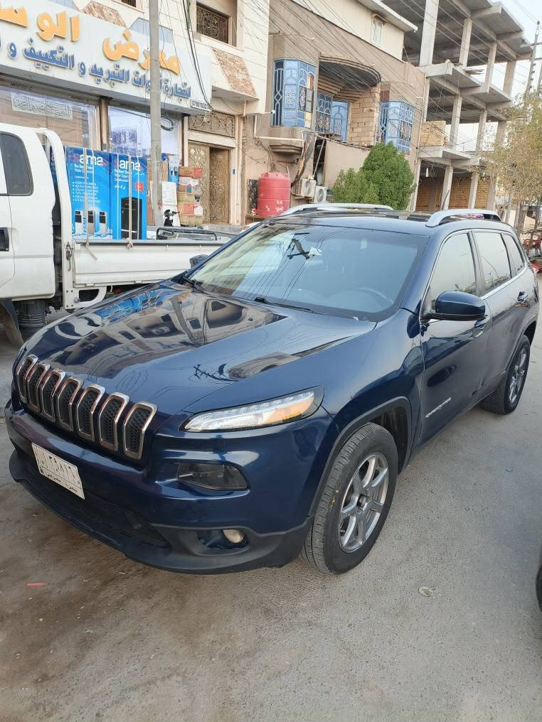 سلام عليكم جيب بزون موديل 2018
سياره حلوه ومابيه شي مال بنيه 
مكلف بل نشر ***********
سكن مجمع لامل البصرة, العراق

