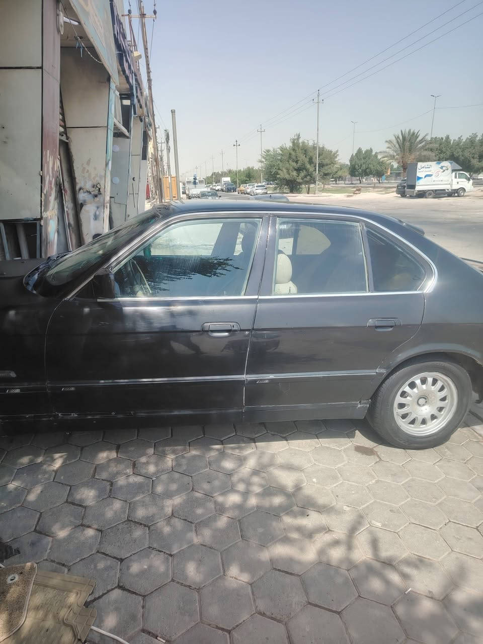 سلام عليكم بي ام مديل 90 حجم 535 مكينه مفتوح كير اوتو
محرك وكير وحداديه وكهربائيات كلها جاهزه على اخر حبايه
بسمي السياره رقم صلاح الدين انكليزي 
النجف الاشرف حي الوفاء 
***********
