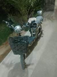 دراجة شحن للبيع كامله سريع 40 حجم 20 سعرهه125وبيهه مجال استفسار 078649...
