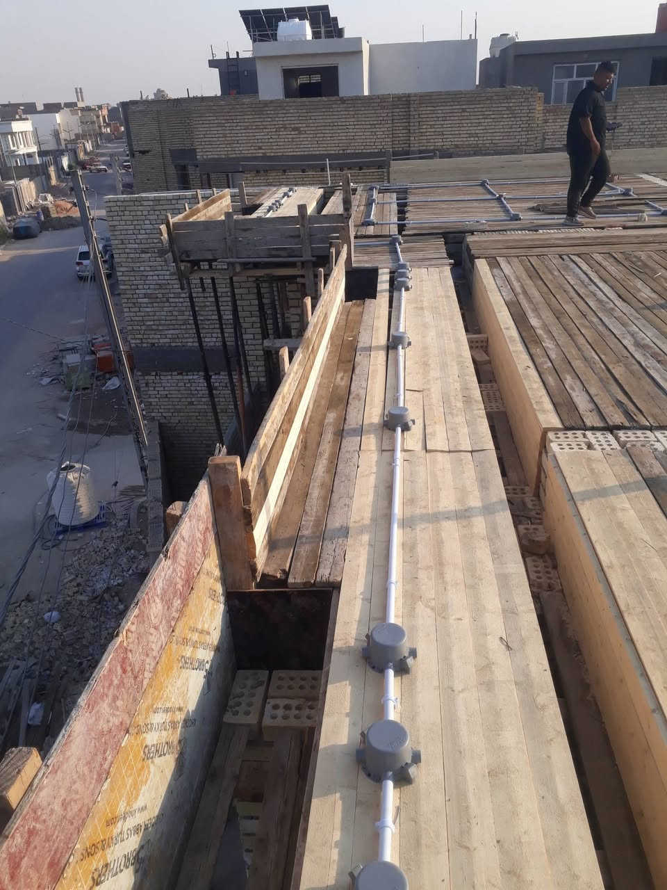 كادر هندسي متخصص في التأسييات الكهربائيه وعمل البوردات وجميع المنظومات ***********
