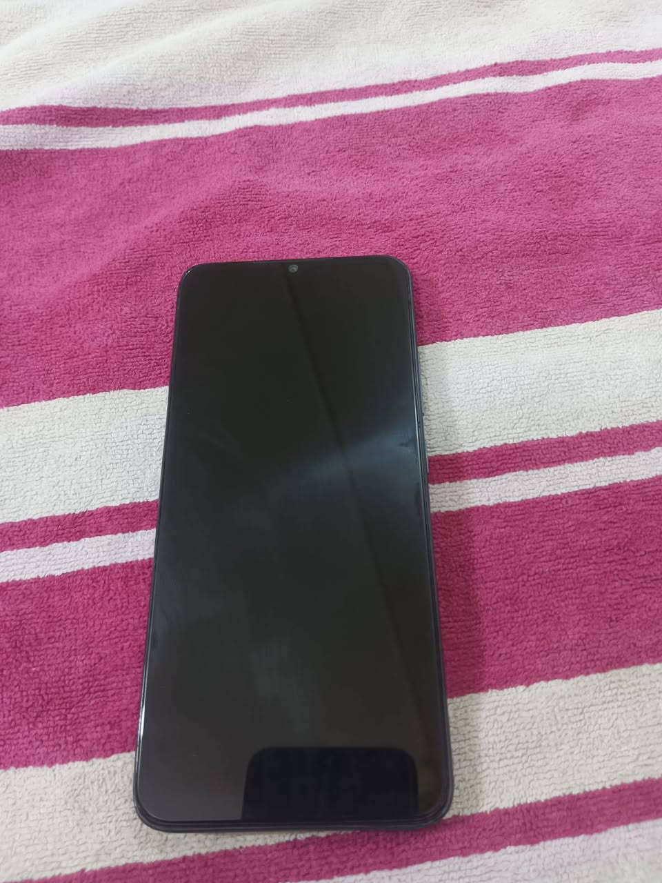 سلام عليكم جهاز للبيع ذاكرته 128 جهاز راقي يدعم بوبجي 60 فريم جهاز مكفول تجي تفحص وتاخذ  مستعجل عله بيعته   مكاني نجف حي الميلاد وهاذه رقمي ***********
