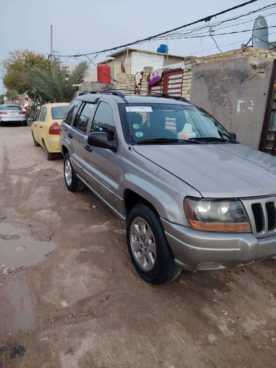 السلام عليكم
مراوس سويج بسويج بسياره عالي او صالون
جيب شيروكي موديل ٢٠٠١ رقم اربيل سنويه صاقطه ب ٢٠٢١ السياره معروضة ب ٦٨ عليها غرامات بالشمال تقريبآ ١٨ ورقه ينخصمن من سعرها يعني بيع قفل ٥٠ ورقه وراعيها الشرعي بكركوك يريد تحويل السياره جاهزه ونظيفة مثل ما بالصور واحلى مكينه بلادي شادلها مال كصه حجم ٤٠٠٠ الاف تبريد شغال ثلج خير من الله حداديه ٧٠ بالميه تخم تاير بيها جديد باتري جديد وكل مواصفاتها ذاكرهن كلهن بالصور كشنات جلد  تحكم ستيرن شاشه كامرا خلفيه مراوس سويج بسويج حسب القناعه مكان السياره نجف وللأستفسار اكثر*********** متواجد فيس او واتساب وحياكم الله
