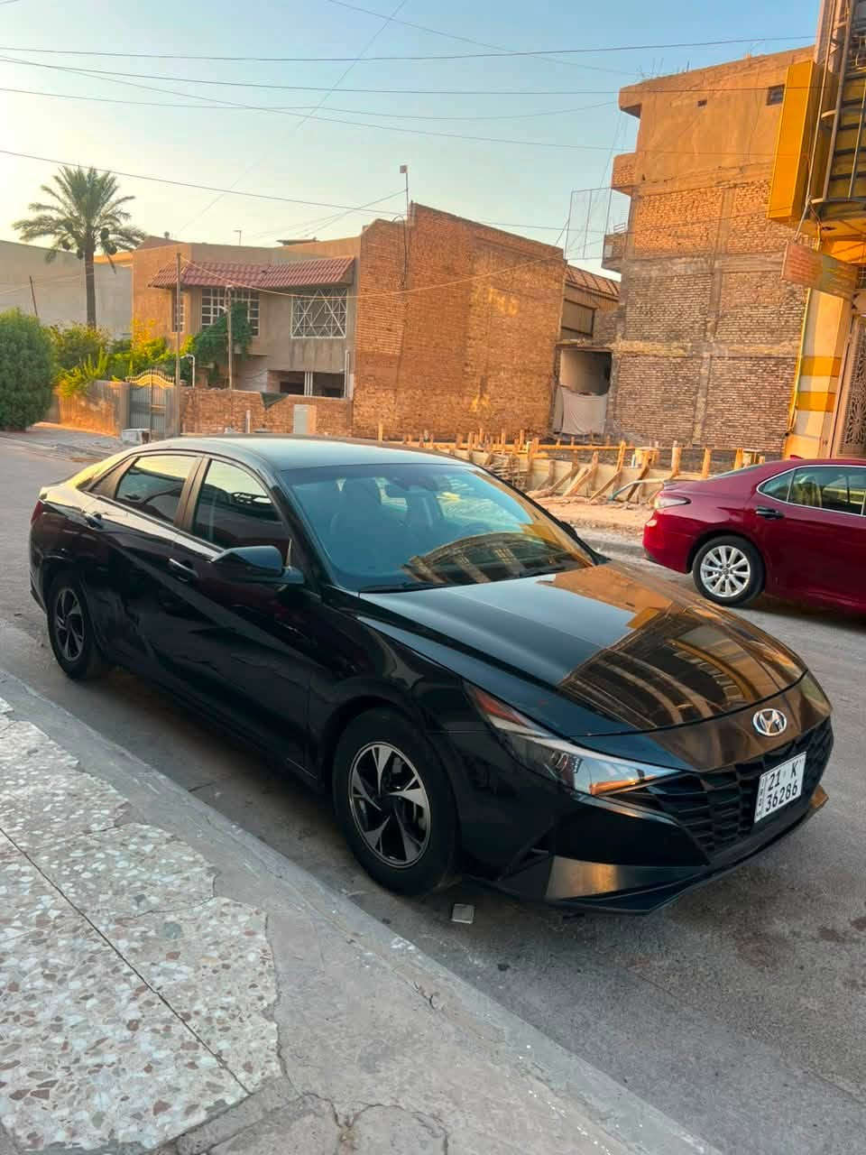النترا موديل 2022 سياره داخله دعاميه وهنا بالعراق صار بيها ابواب عدد ثنين صبغ فقط بجم كبس سياره نضيفه وجديده عنوانها الغدير او الكراده  

السعر 129 وماكو هيج سعر بهيج موديل وهيج سعر

***********
