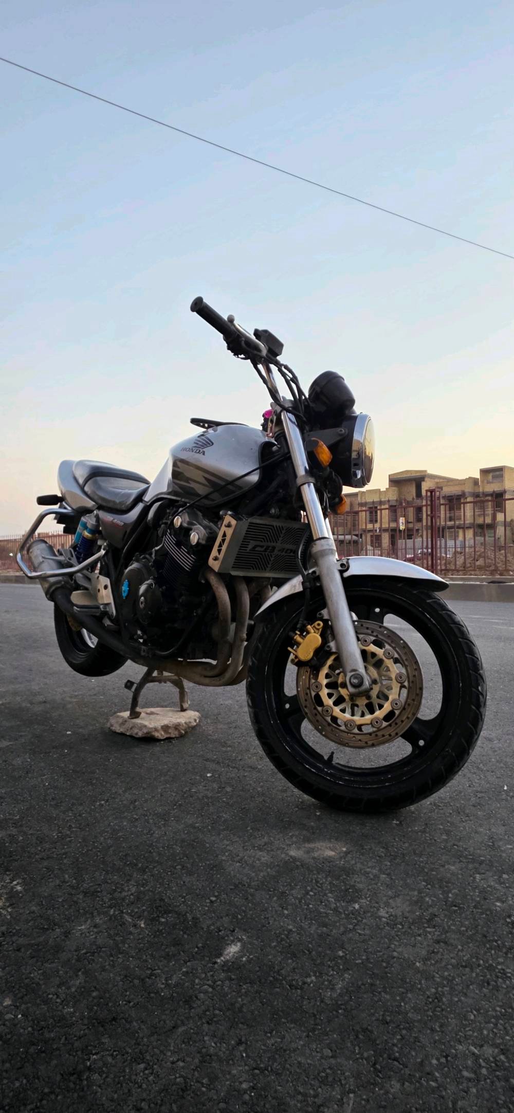 cb400 جيل ثاني مرقم مكفوله العنوان ذي قار قضاء الشطره