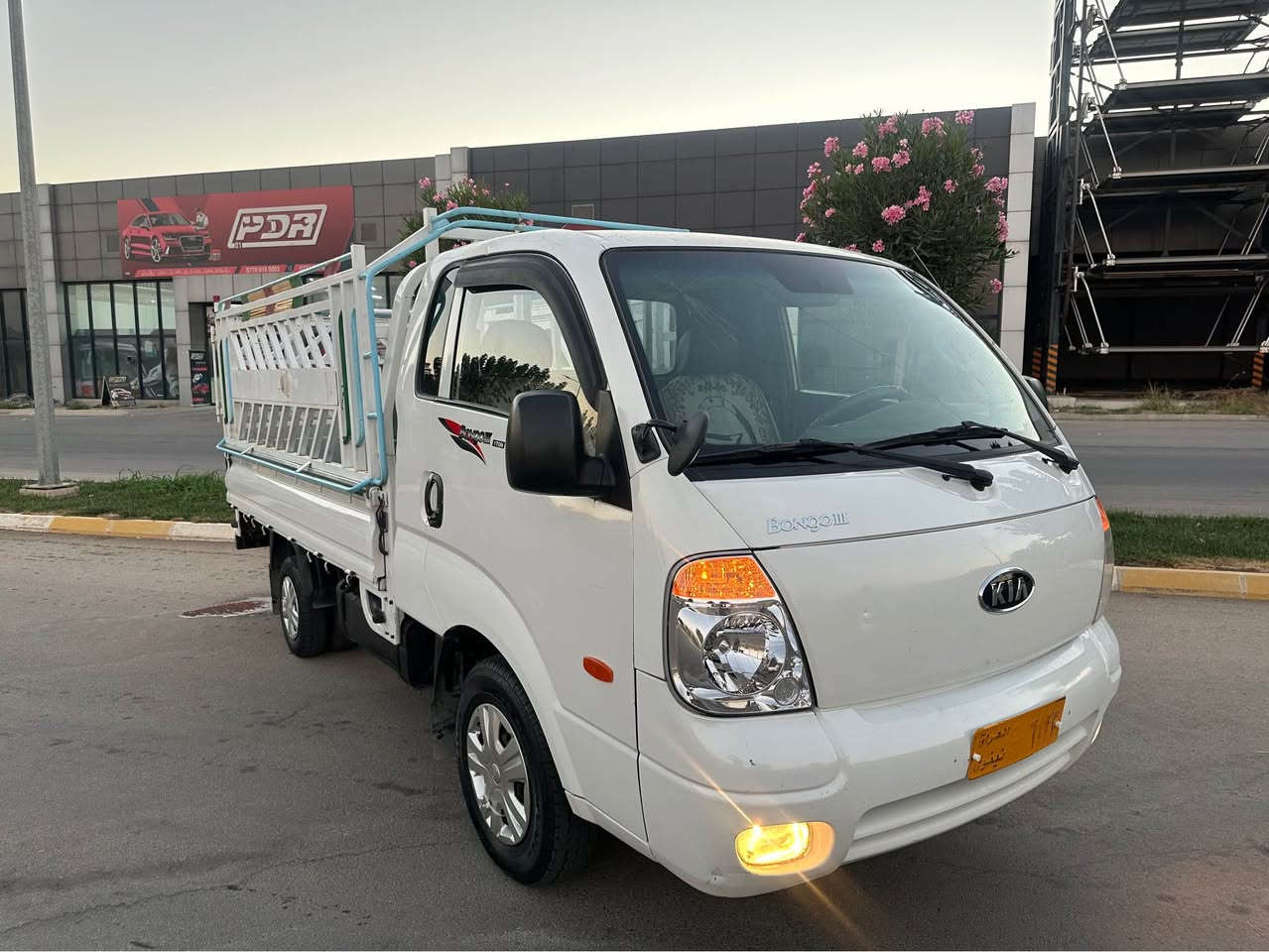 کیا مۆدیل ٢٠٠٧ براوەی دوبەی گیرو مەکینەو ئەگسلی بەشەرت کۆدی بۆ کراوە جاهیزە بۆ ئیش ڕزیوی نیە  زۆر باکە سعری ٦٧کەمیک معامەلە رەقم تەلەفون ***********/*********** السليمانية, العراق
