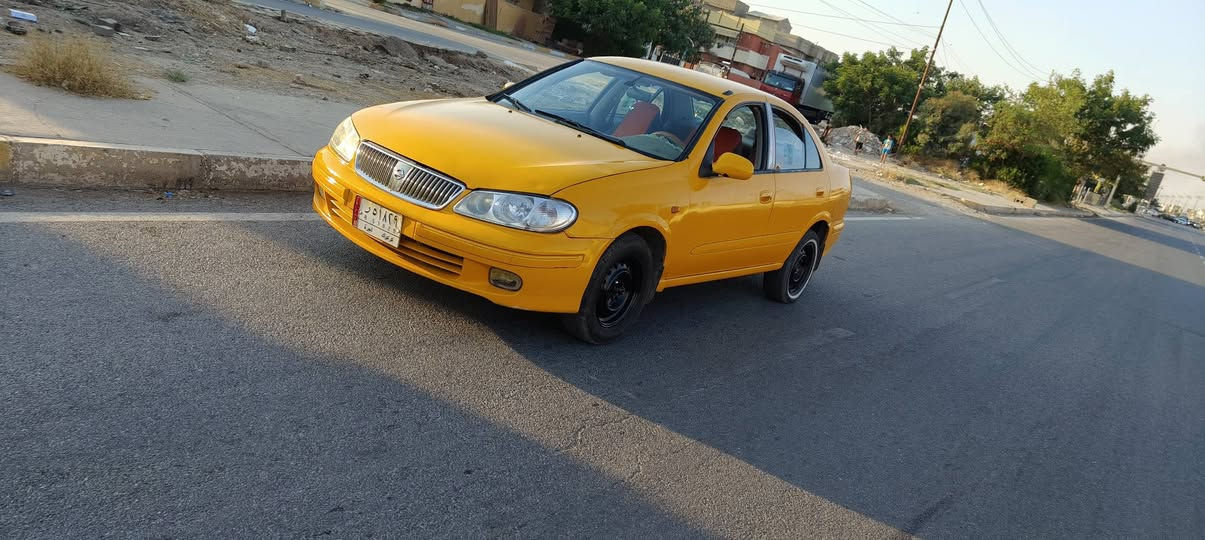نيسان سني 2003 السياره مكانها كركوك كير عادي شرط الفحص وهيئه وغرامه صفرر السعر 60 وبيها مجال السياره جاهزه للشغل وخير من الله للاستفسار ع رقم ***********
