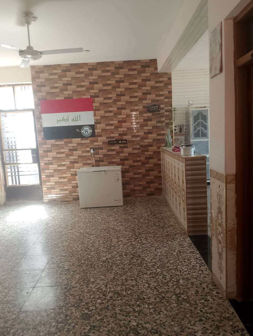 دار للبيع مساحة 420 مساحة بناء 160 والباقي حديقه طابو سكني ابي غريب الشهداء مدخل القديم قرب المستوصف الأسنان الشهداء الاستفسار ***********,،،،،،،،،
***********
