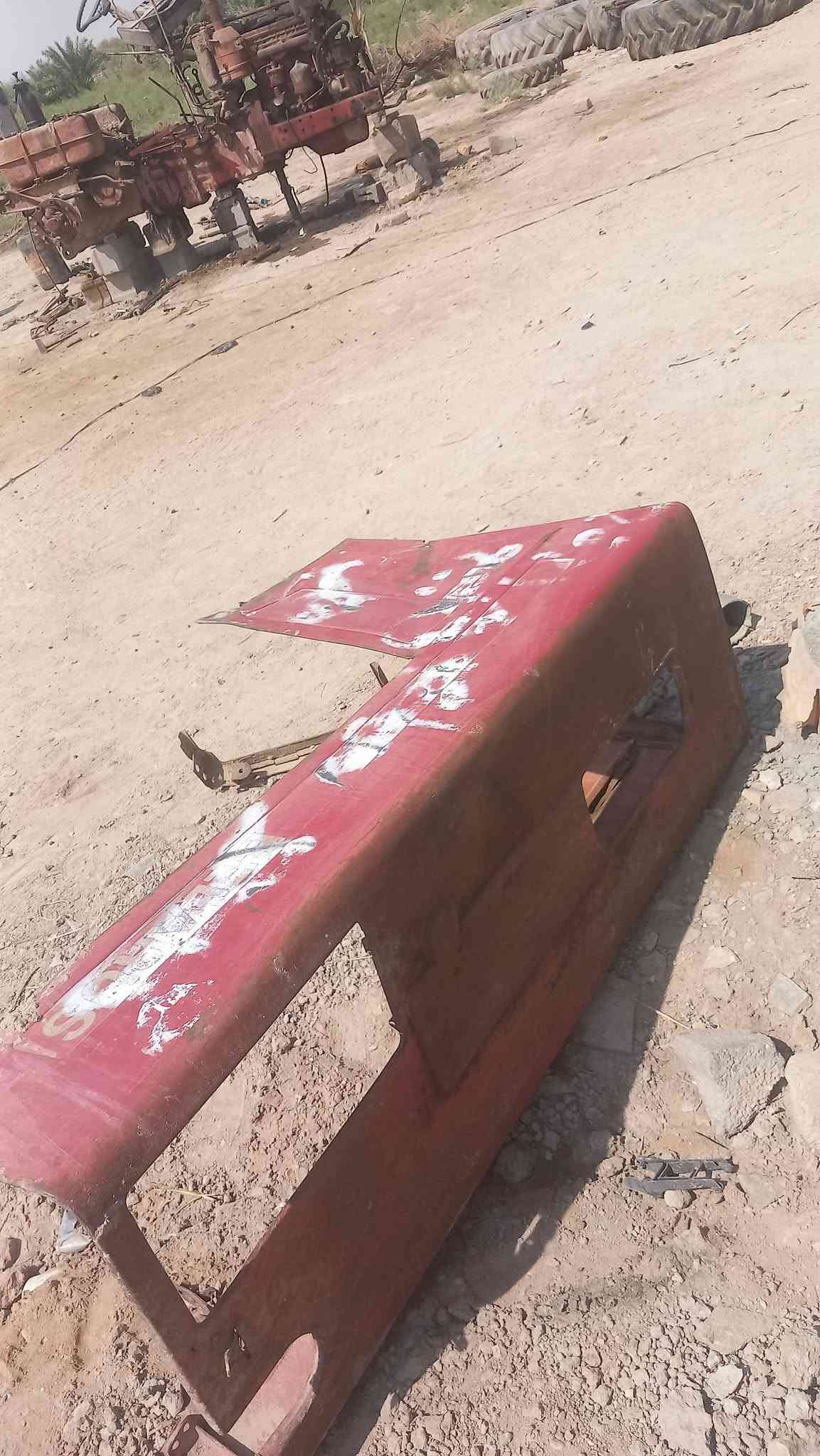 يالله اخوان غراض تفصيخ لبيع  ذرعان   + ظاقطات رفع  مال  مال بلاروس   كير بلاروس شرط محرك بلاروس. فنديشن نظيف حوض كامل معه لبنيد نظيف    اي شي موجود وبسعر مناسب  معه توصيل جميع لمحافظات  *********** وتساب خاص

