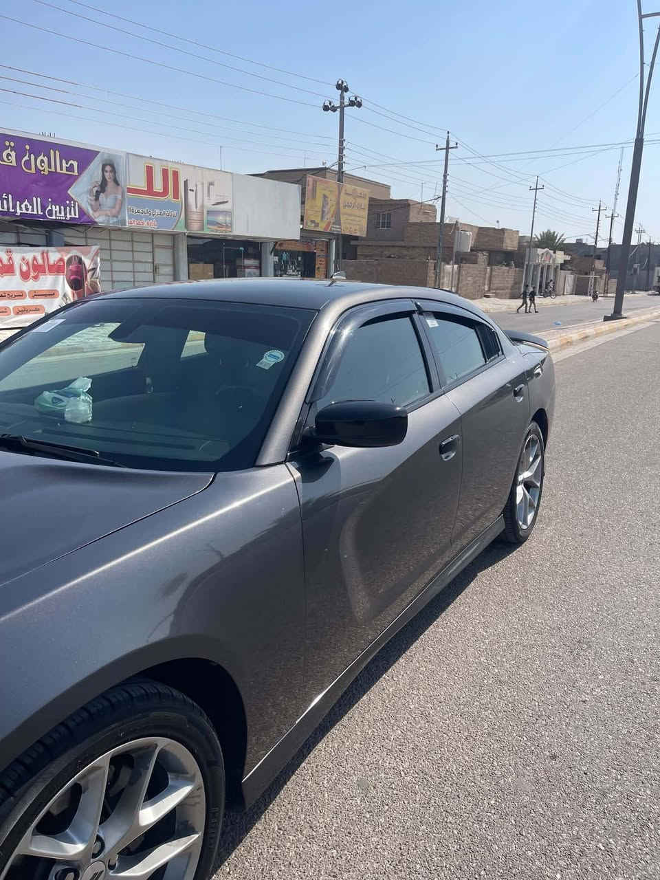 السلام عليكم 
جارجر جيتي اصل
جديده جدا جاهزه متصرف كلشي عليها 
موديل 22
للبيع فقط بدون مراوس 
ماشي 78ميل 
ضرر فقط البنيد
مواصفات الجيتي معروفه 
شفتات استيرن 
شاشه كبيره 
كار بلي
ويل اصلي ٢٠
سعر 223$
مكان السياره فلوجه
هاتف ***********

