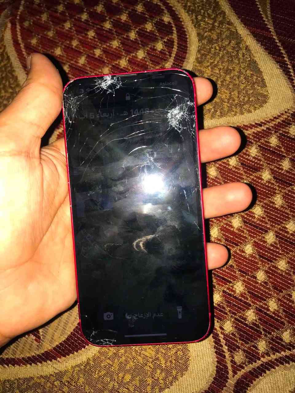 13 عادي شرق اوصط مكفول فقط كلاس مكسور يعني بي هواي كسور كلاس مو شاشه ولضهر جهاز حلو ويلمس طبيعي وكلشي طبيعي ذاكره 128 بطاريه74 مراوس فقط شعدك. نزلل ***********
