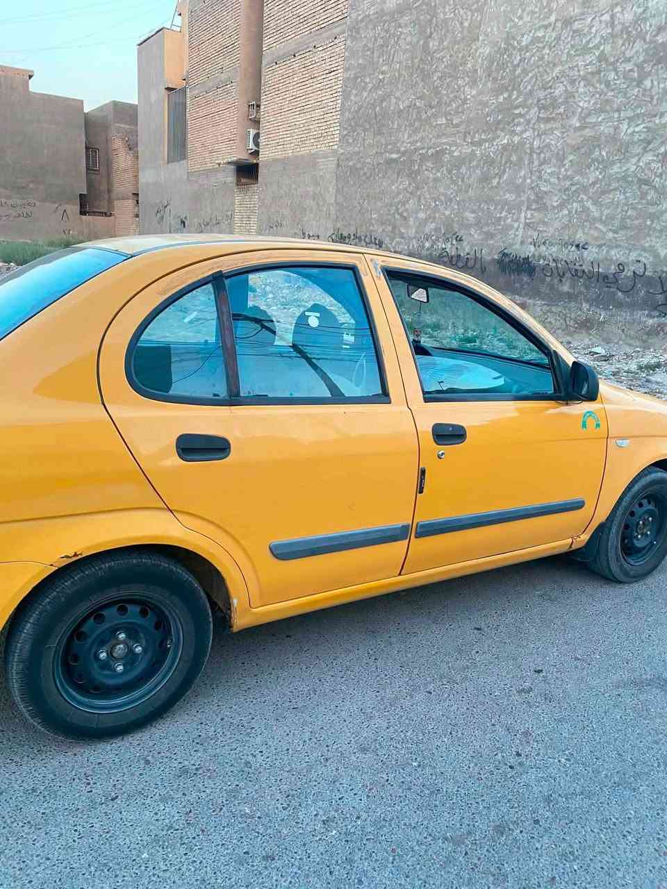 طيبه ٢٠١٥

رقم انكليزي جديد + هيئه مصفره 

كير + كلج قبل سبوع شديتهن 

مكينه بيها تنقيص بسيط 

صدرها جديد 

تخم تاير جواها 

كشرتها حلوه بيها صبغ قطع 

وجاملغ وره قبق البانزين مو قويه

شواصي مكفوله 

غرفتها بلاديه 

كمبريسر منضومة تبريد جديده 

فقط بوري مزروف

عارضها ب 27 وبيها مجال بسيط 

او مراوس شعدك دز 

مكاني بغداد الحريه 

***********
