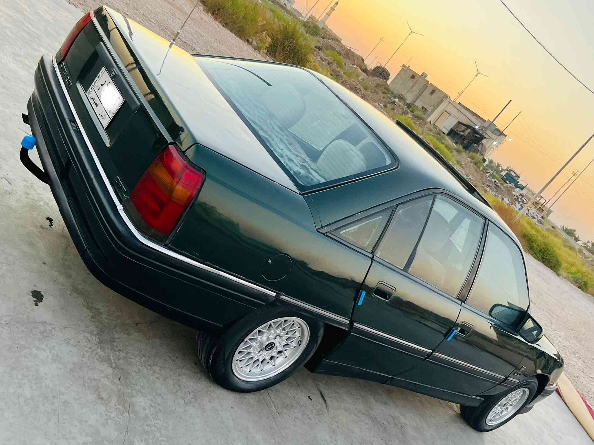 يالله اوبل اوميكا للبيع موديل 92
محرك الفين بلادي كير عادي جام اوتو 
فتحه سيدي كير محرك كفاله تحويل مباشر 
مكان السياره الرمادي جزيره الخالديه السعر35بيه مجال للستفسار ***********
