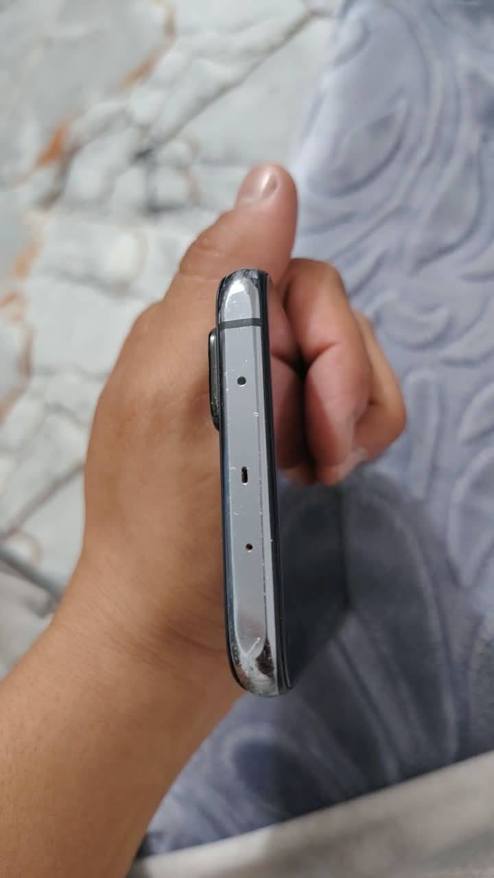 ريدمي mi 10T برو • ٢٥٦ • كامراته واكفه
