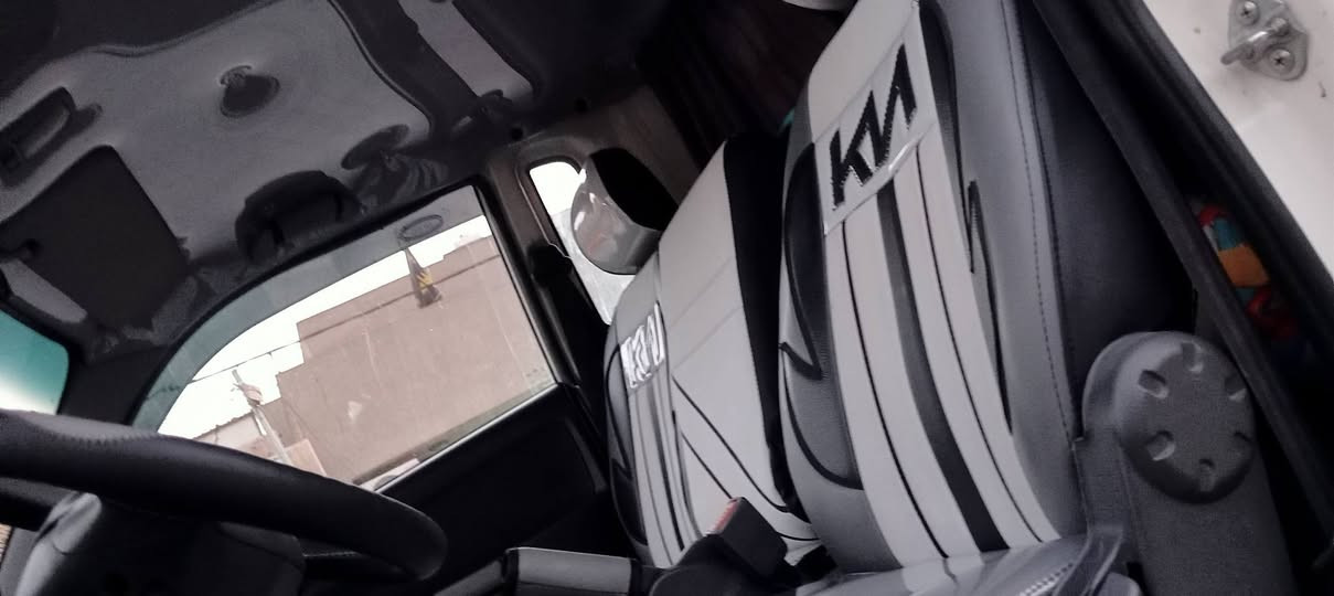 سلام عليكم كيه فحل مفتوح رقم بغداد 
موديل 2016 كفاله عامه من الضربه والصبغ بيه تكحيله  السعر 132$ مكان السياره بغداد غير متوجد ع الفيس رقم هاتف ***********

