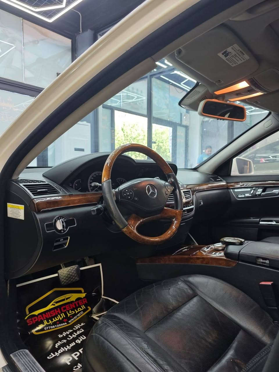 مرسيدس s550 باب طويل موديل 2011 وارد امريكي رقم بغداد السعر 190 بيع بيها مجال بسيط  
رقم الشاصي WDDNG8GB7BA363289
رقم الهاتف ***********
المحافظة كربلاء
