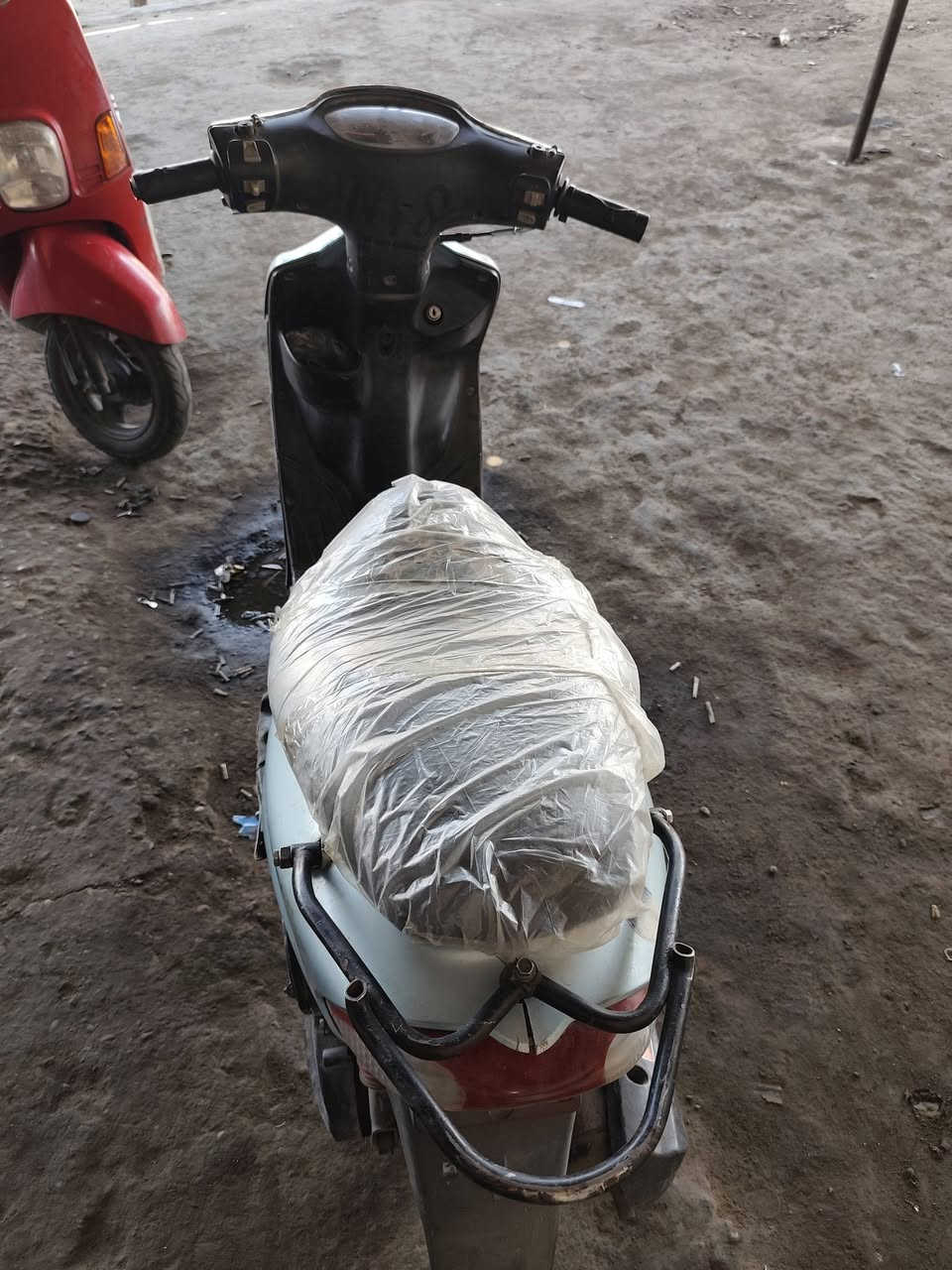 ماكس فجمه 120 دراجه نظيفه تشتغل نگره سلف ونظيفه كما موظحه بالصور نواقصها بس كابريتر شويه بي خريطة هي تشتغل وتمشي طبيعي بس كابريتر يخريط

السعر 275

تواصل واتساب

***********

ما متواجد خاص بس واتساب
