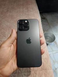 ايفون ١٦ برو ماكس • بطارية ٩٣٪ • نضيف