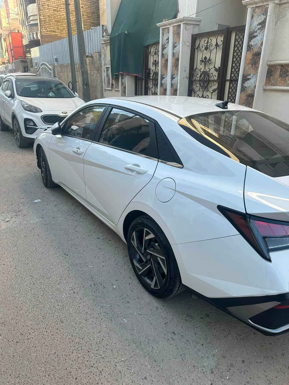 للبيع النترا ٢٠٢٤
رقم بغداد 
ماشيه ١٥٠٠٠ كيلو 
بيها طخه خفيفه بالصندوك واضحه بالصوره والباقي كفاله

سعر ١٤٧ 
***********
