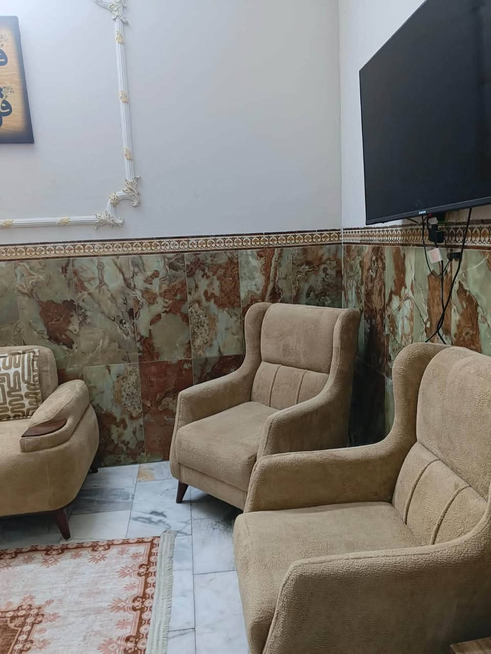تخم قنفات • بغداد