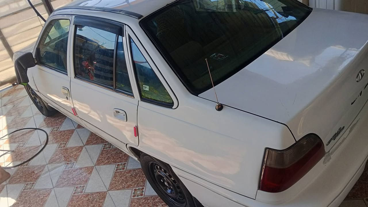 السلام عليكم سياره للبيع سيلو موديل 95 رقم بغداد الجديد الثانويه 31 سياره تبريد شغال  محرك جديد جير جديد سياره من الله ***********
