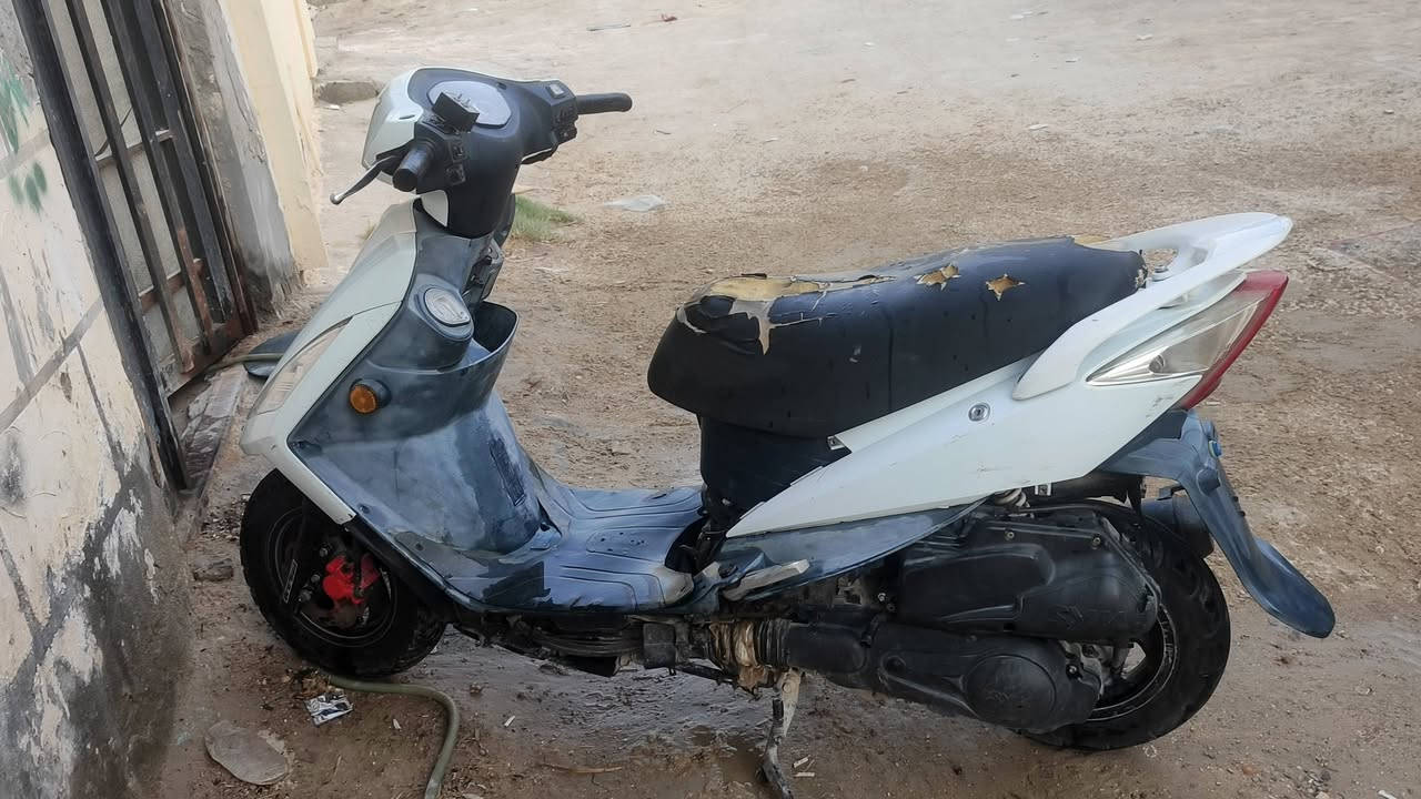 لبيع دراجه مفتوحه مره واحده
سلف وكهربائيات شغاله كل دراجه 
مكاني كربلاء،بل حر 

رقمي***********
 دراجه نضيفه من دعمات 
رايدله ترتيب شويه
 وموجود خاص
