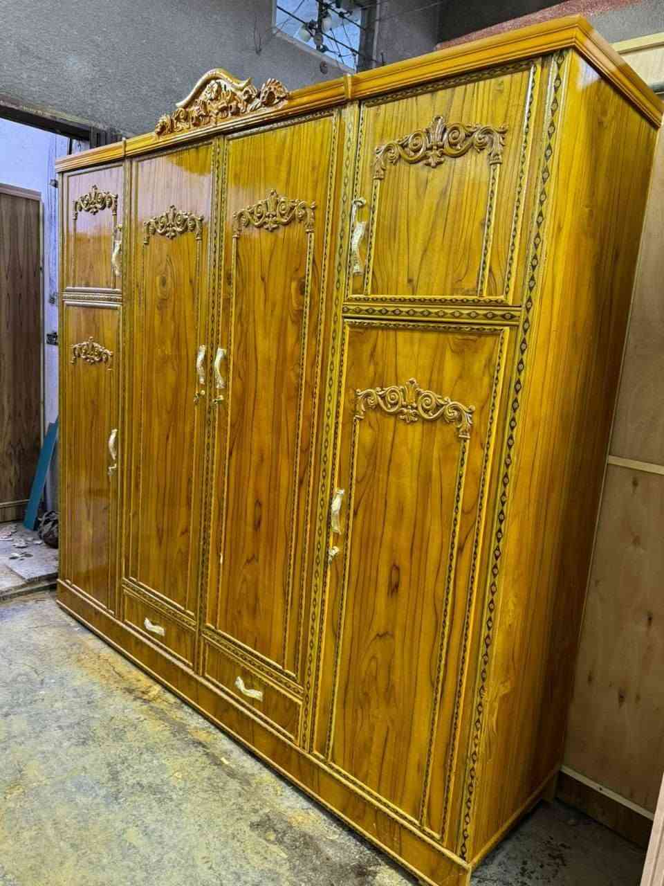 كنتور صاج ٤ باب شغل عراقي
الوجه صاج ٤ ملم الداخل ٤ ملم  

القياس ٢٢٠ ×٢٤٠   
عمق الكنتور ٥٥ سم
(ارتفاع مترين و٢٠ وطول مترين و ٤٠ )

السعر 345 الف 🥰🥰 شد مجاني
