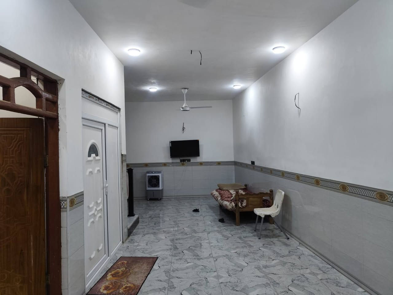 البيت للبيع مساحه 280 بنيان طابوك سقف كونكريت كمل نهايه 2024 موقع النصر حي تجار الفرع الي مقابل حسينه سيد جاسم السعر والاستفسار عبر الارقام التاليه 
واتساب فقط ***********
اتصال فقط *********** 
(منك اليك)
