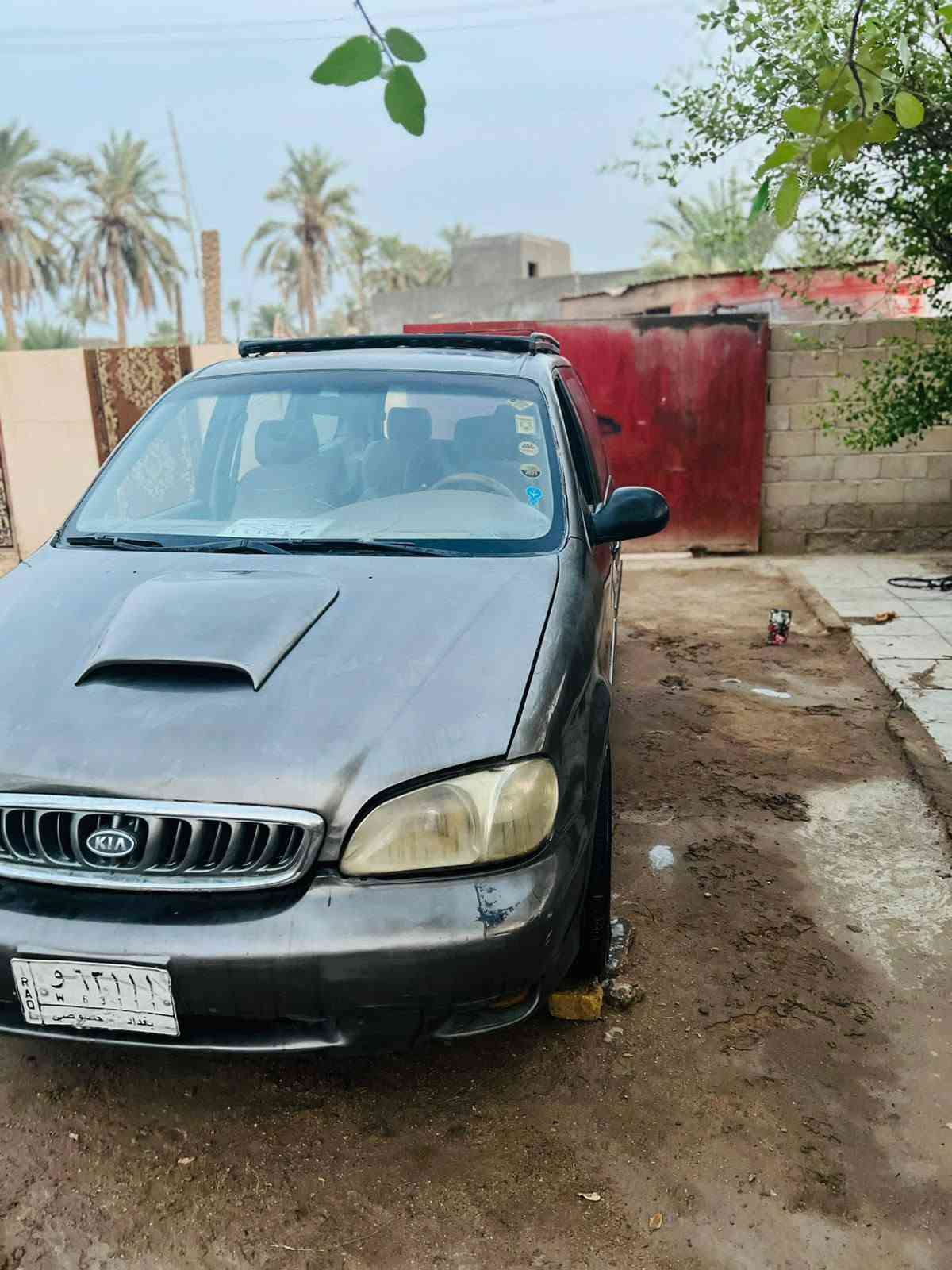 سلام عليكم  كرنفال للبيع   نضيفه  مصبوغه جماليه.         بدون ضربه موديل 2000  مكينه كاز     بيه نتقيص  حداده  نص عمر ه بيع هذه موجود سياره بسمي ثاني يوم داولك  رقم بغداد سعر 38بيه مجال  مكاني سماوه هو رميثه ***********
