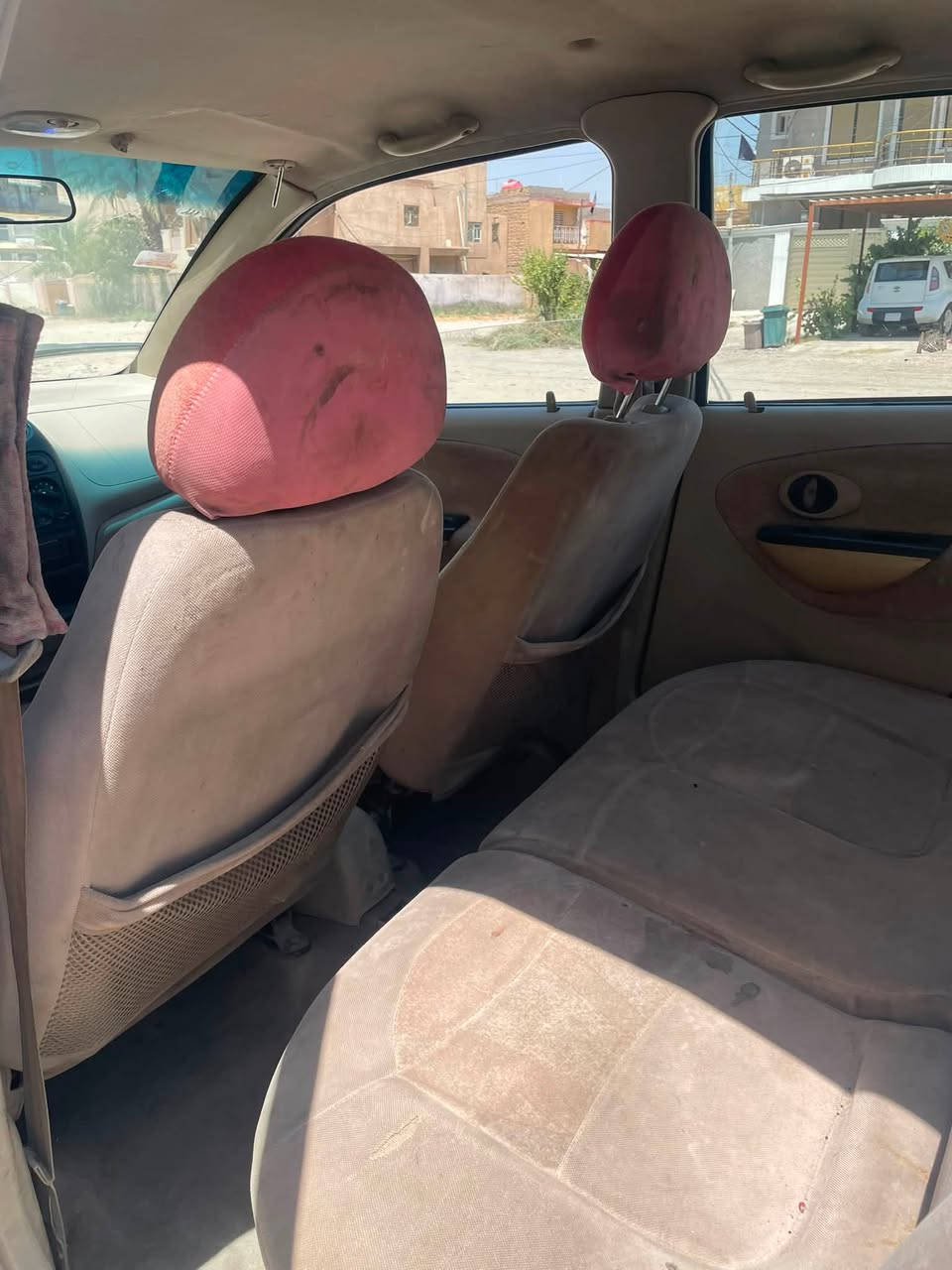 السلام عليكم 
 سياره كيو كيو 
موديل٢٠١٣
لون ابيض 
رقم بابل 
 مكينه وكير مكفولات 
 تخم تاير جديد 
 موجوده بالحله مال بنيه 

السعر:26$ وبيها مجال 

***********
