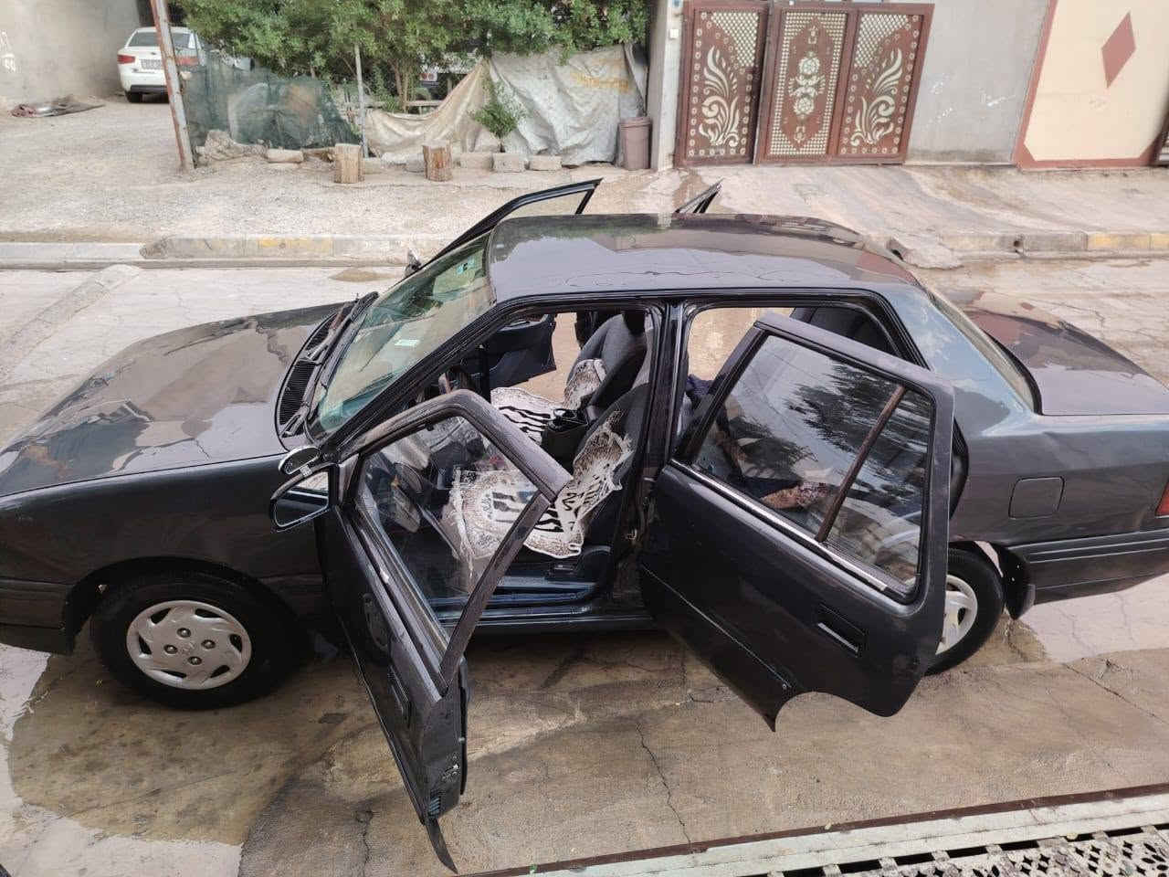 السلام عليكم هوندا اكسنت للبيع  موديل ٩٢ تبريد ثلج كهربائيات كلها شغاله جامات كهرب طخم تايه جديد تريد وكاله تريد تحويل سعر اتصل وتدلل *********** مكان موصل حي الزهراء
