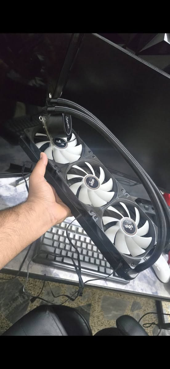 قطع للبيع
كيبورد ستيل سيريس ابيكس برو نضيف كلش سعرة ١٢٥ الف 
كيبورد اجاز ak 820 max مغناطيسي سعرة ٤٥ 
مبرد مائي ايكو ٣٦٠ حجمة يرهم عل انتل سعرة ٦٥
سماعات رايزر بلاك شارك v2 سعرهة ٣٥ 
جوستك سيريس اكس نضيف كلش سعرة ٥٠
الاسعار ثابتة وبدون عملة مكاني بغداد دورة ومتوفر توصيل 
***********
