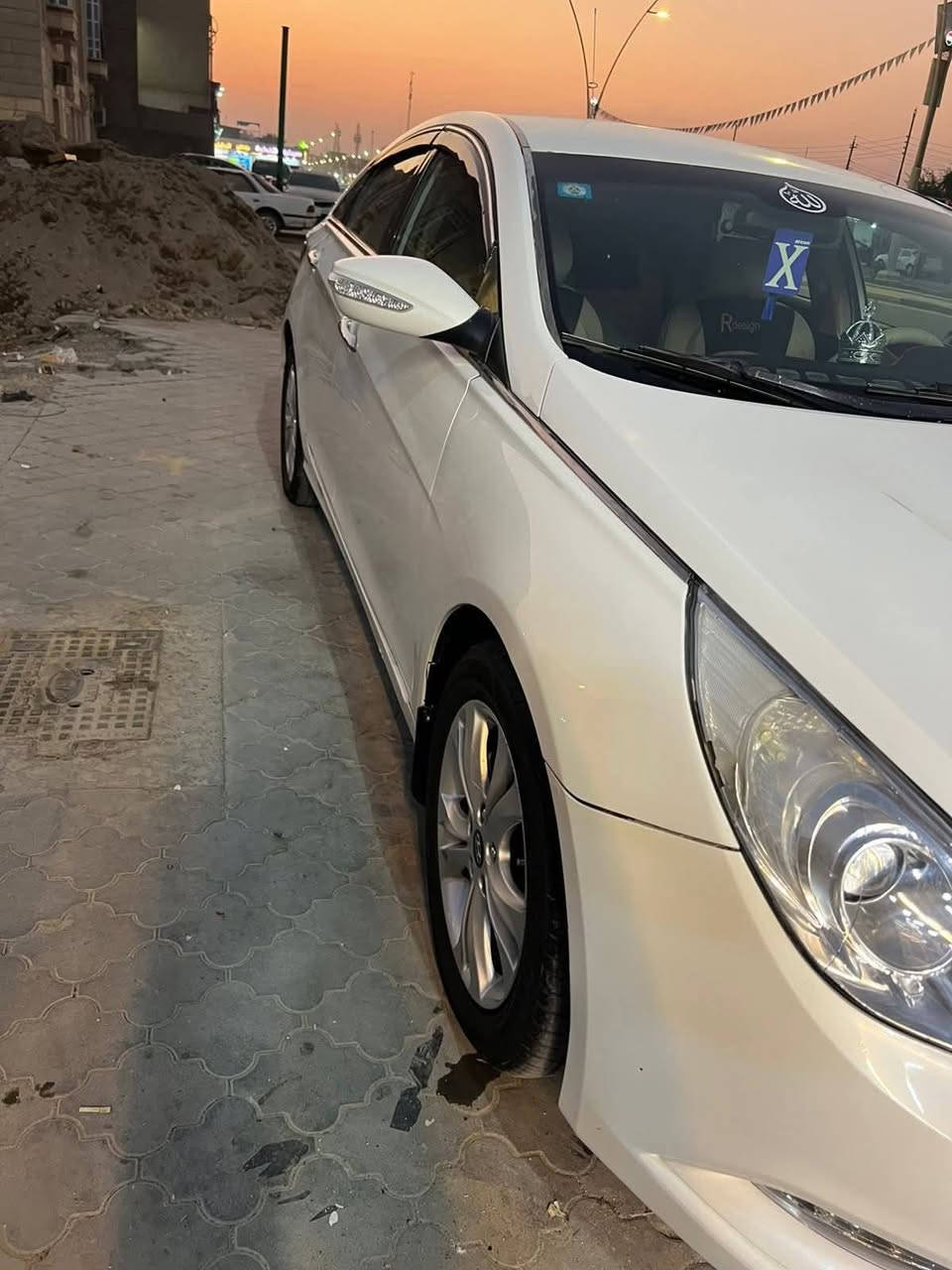 السلام عليكم
سوناتا خليجي موديل ٢٠١٠

مصبوغه عام جماليه 

مدكر امامي جهة السايق مبدل فقط 

بدون معجون بدون ضرر داخلي رقم بصره باسمي سنويه جديده ل٢٠٣١

مكينه وكير جديده هسه شادهن 

منضومه تبريد جديده 
حداديه حلوه مرتبه

سيارة مال بيت مرتبه 

مكانها بصره كرمه علي 

سعرها ٩٥ وبيه مجال

رقم الهات ***********

