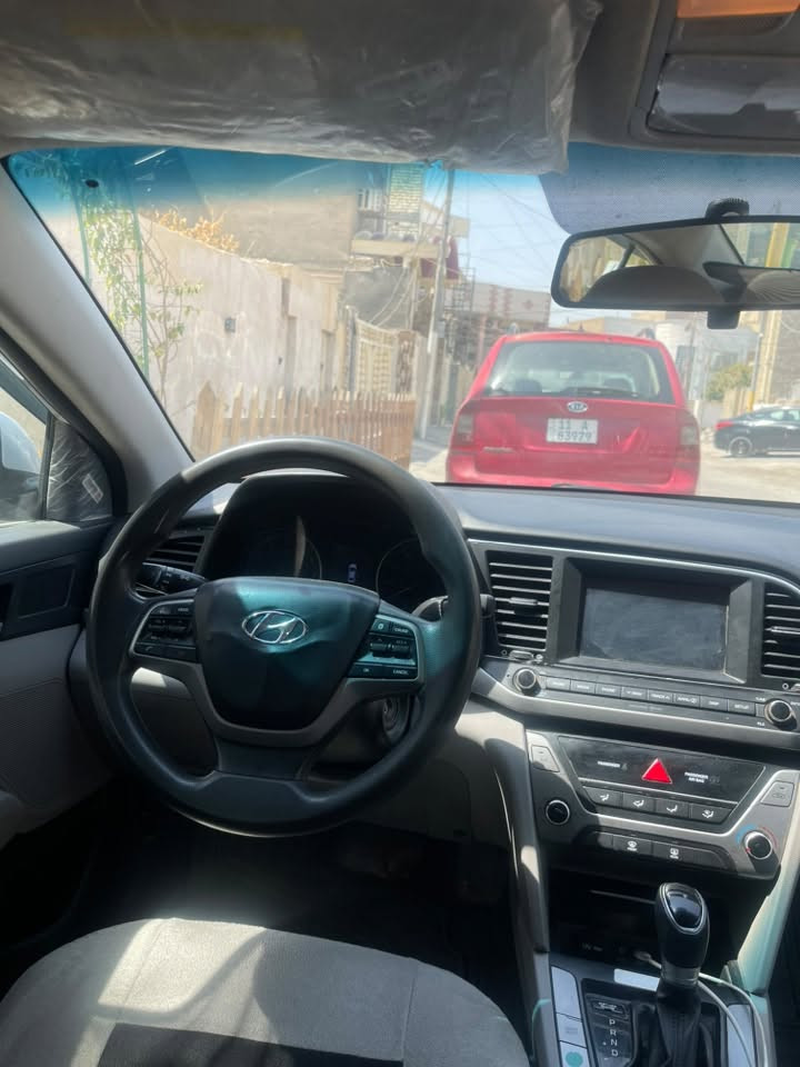 النترا 18امريكي تبديل قطعه وحده ماشيه 120الف محرك دوش2000 سياره جهازه  بسمي تحويل ثاني يوم تحكمات ستيرن شاشه اعطال وشاشه كار بلي جبيره مكاني بغداد البياع سعر110وبي مجال ‭***********‬
