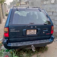 سيارة ازوزه  موديل 2000 للبيع جديده سياره نظيفه كلش دواخل   جاهزه من ك...