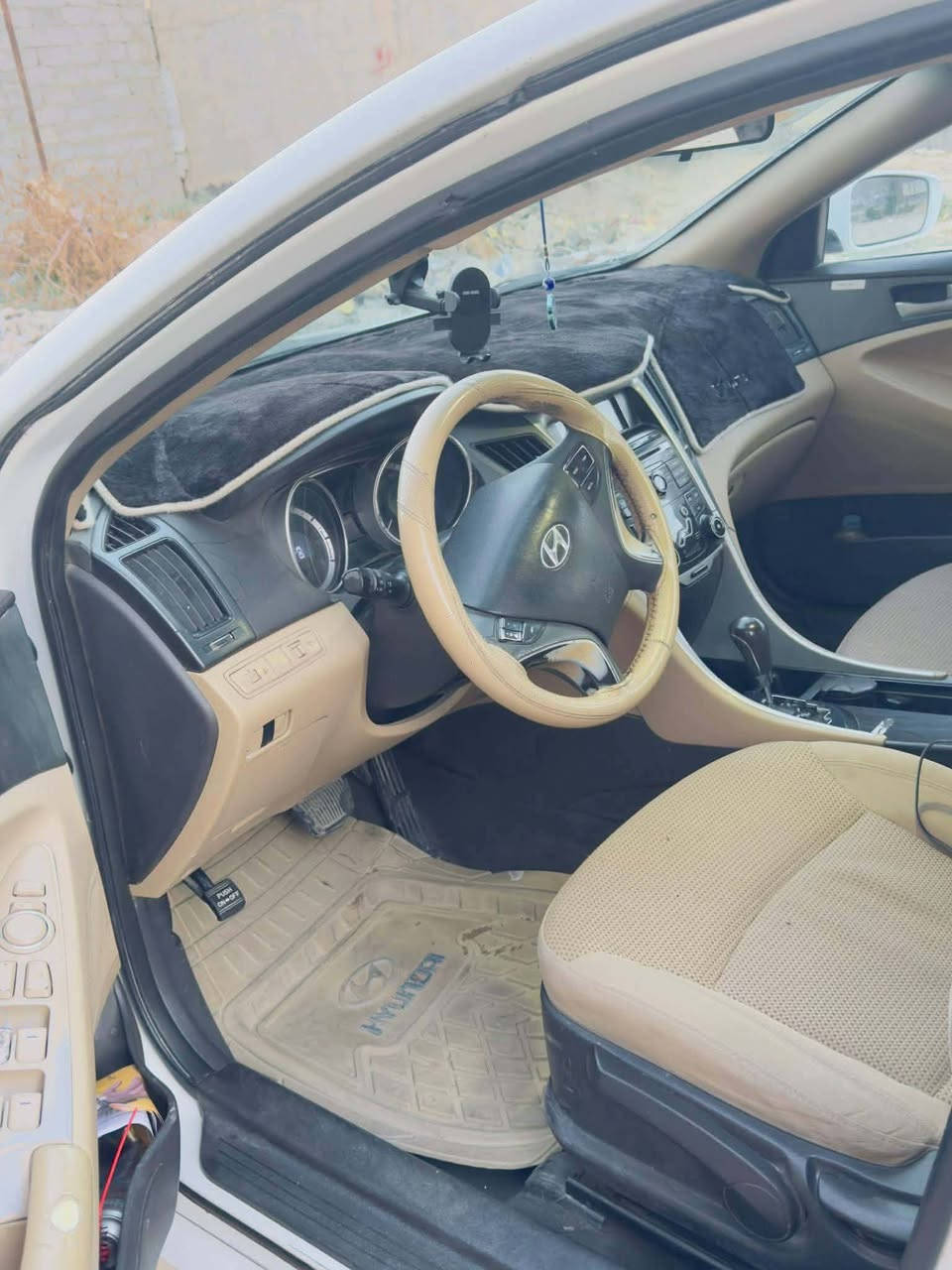 سوناته خليجي موديل ١١ رقم بغداد انكليزي مشروع وطني باسمي كفاله عامه بونراما مري شفط حساس خلفي محرك ٢٤٠٠ مكان السياره النجف  اليحب يستفسر يتصل عله الرقم ***********
