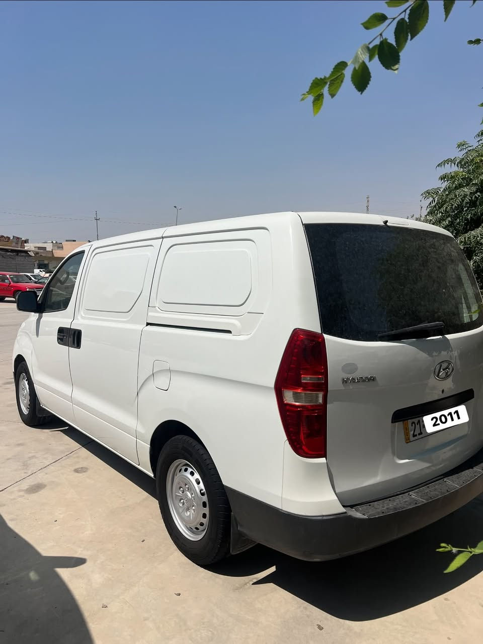 هۆنداگاز H1
2011
166kmحقیقی ماشیە
سەنەوی حتا٢٠٣١جدید بسمی
مکفول کفالە عامە
للبیح***********
