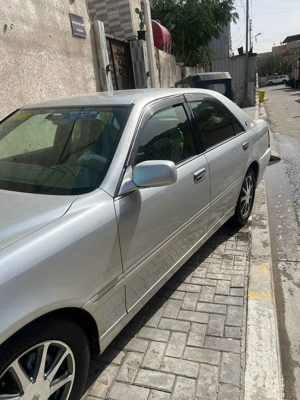 سياره ملكة موديل 2002  دكمه واحد مكينه و كير و تبريد و حداديه و تخم تايرات كل جديده مكفول قرار 48 مشروع الوطني تحويل ثاني يوم سعر 130 بيه مجال الاستفسار الاتصال على *********** 
بصره حي الحسين ع
