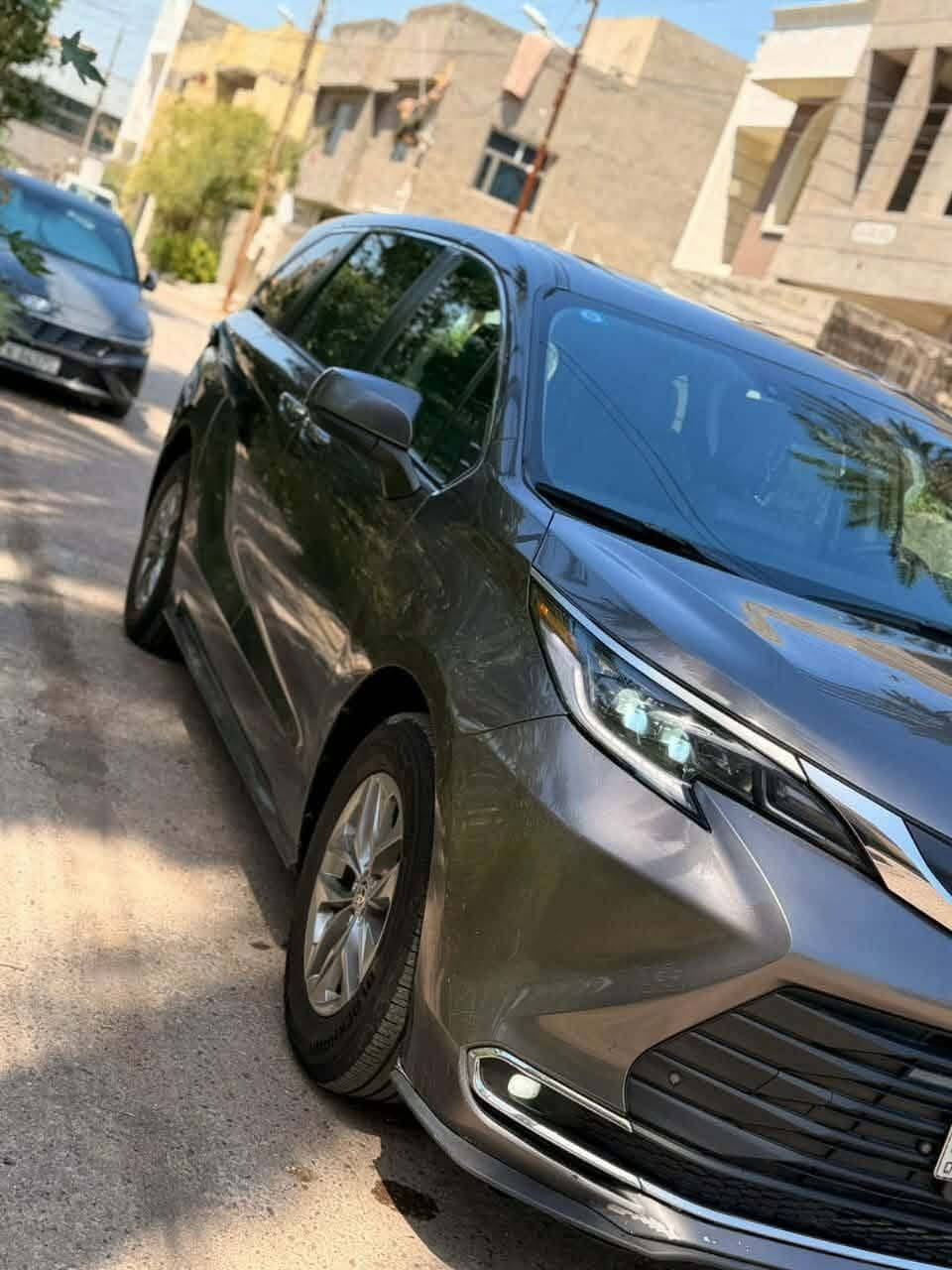 تويوتا سينا • ٢٠٢٣ • فول XLE