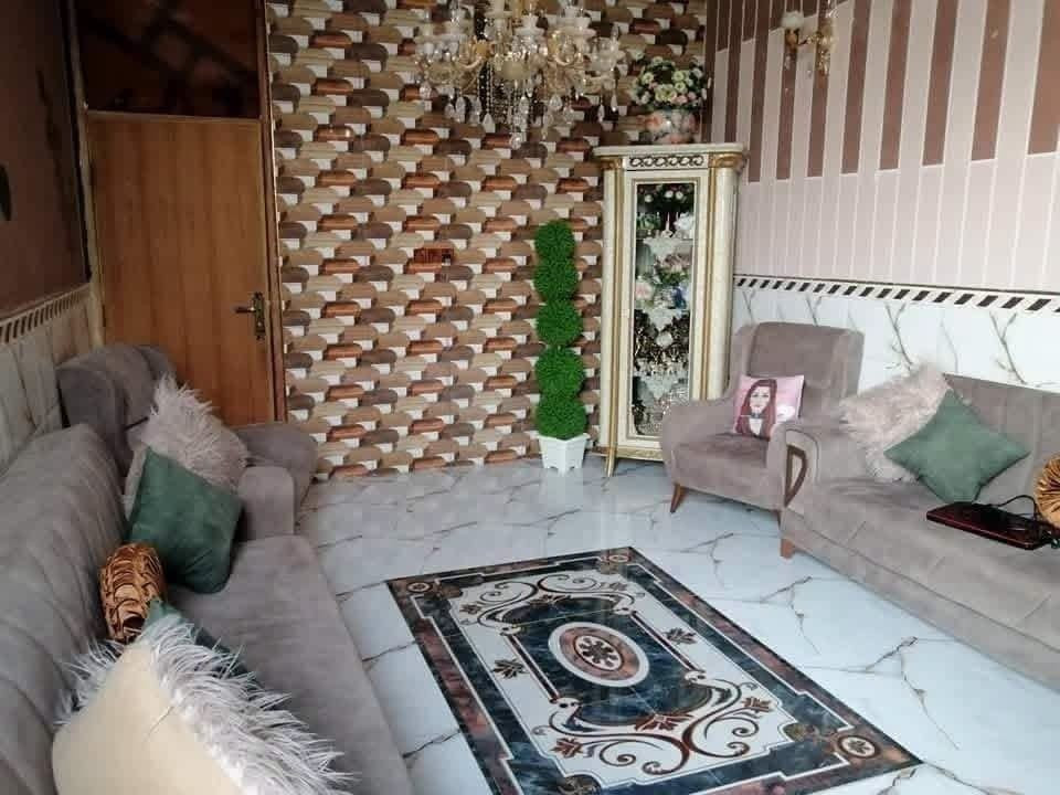 ٢٥٠م • نظيف جدا • كراج وحديقة