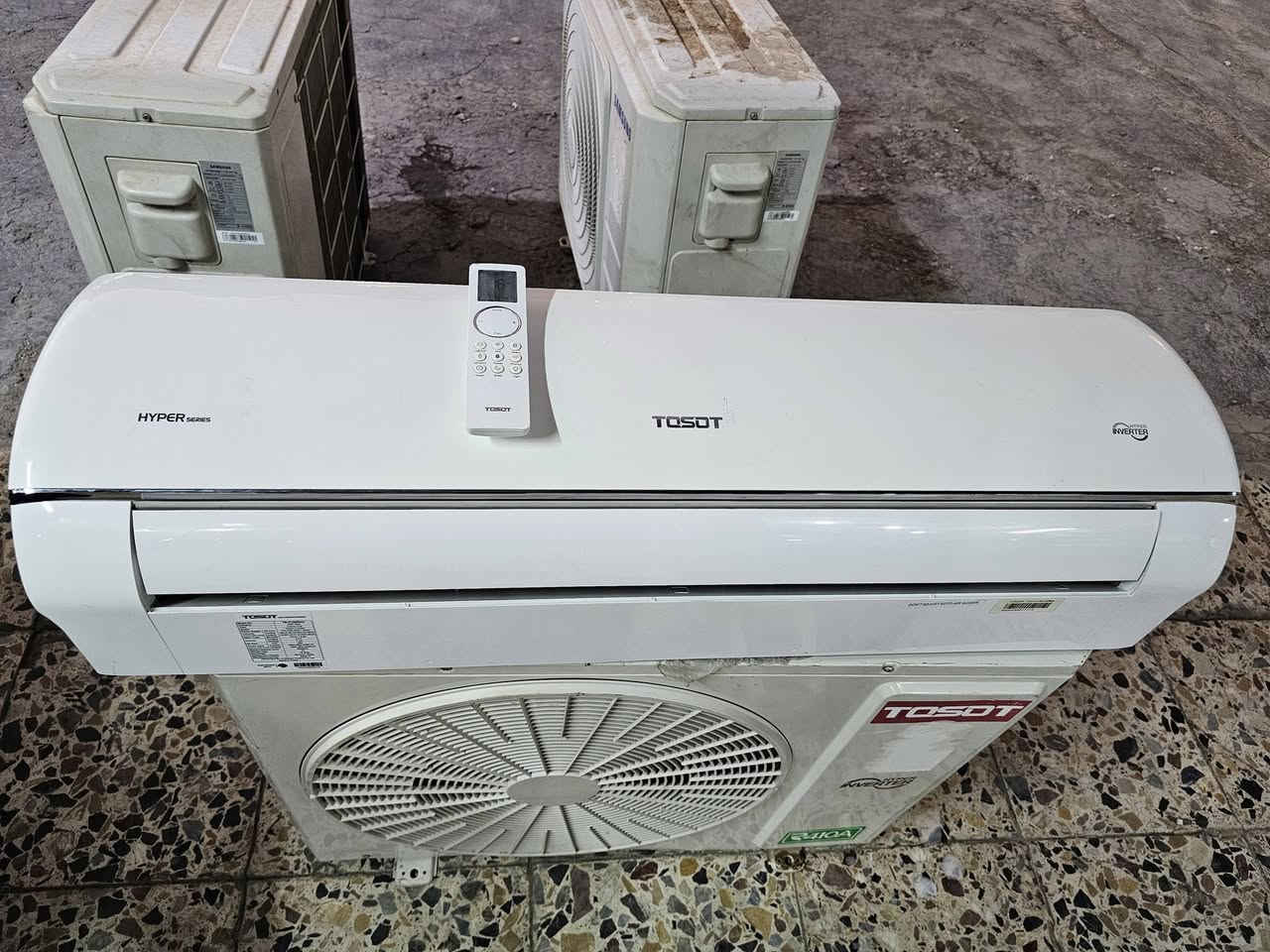 السلام عليكم سبلت طن ونص انفيرتر هايبر تحكم موديل ٢٤ مشتغل ٣ اشهر كامل على وضع الشركه العنوان بغداد رقم الهاتف ***********
