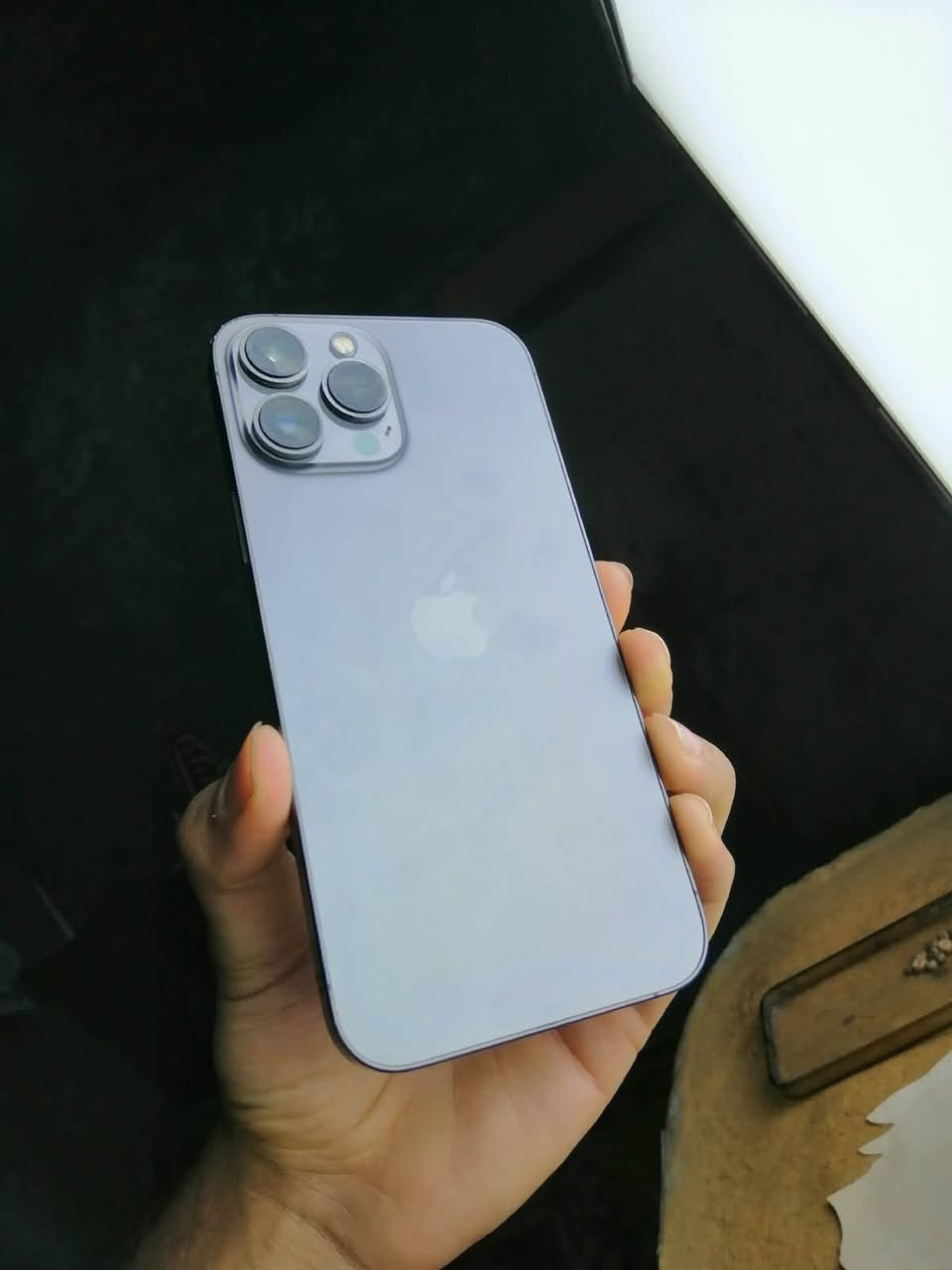 آيفون ١٣ برو ماكس • ١ ت.ب • خلل بالواسع