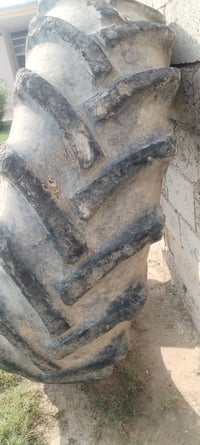 تاير فيات ٧٨٠ • ٣٤/١٨ • ديالى