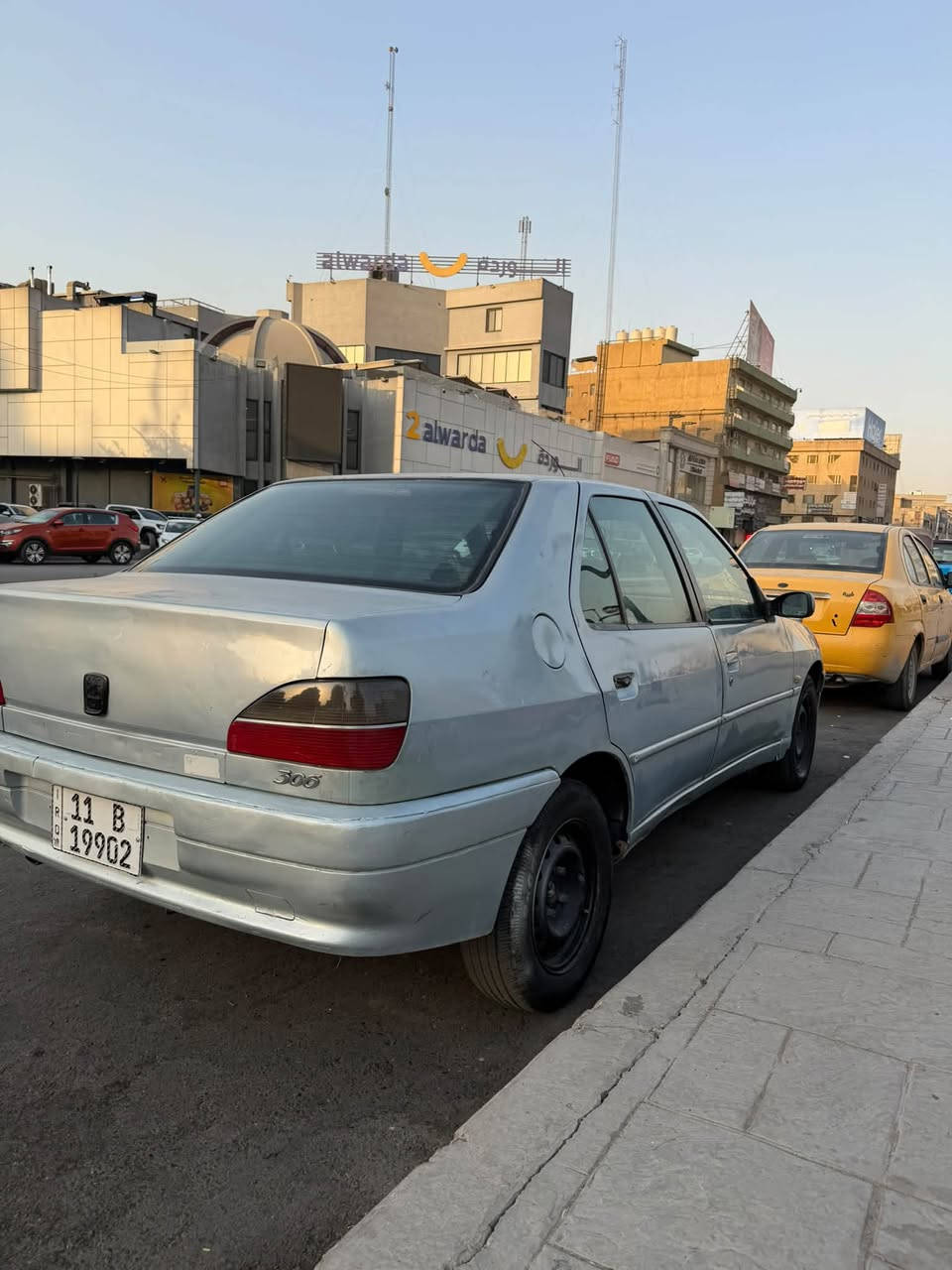 سلام عليكم بيجو 306 للبيع او مراوس موديل 2002 سياره نضيفه لاضربه ولاطخه بيها صبغ حزام جماليه سياره جاهزه مابيها ڪـل نقص مكينه كير صدر امامي خلفي جديد مشط سترين حاويه باتري داينمو جديد كهربائيات كلها شغاله طخم تاير جديد مسجل سماعات جديد غرفتها نضيفه سياره جاهزه مكاني بغداد للبيع او مراوس السعر 40 وبيها مجال بأسمي سنويه جديده لل 31 رقم مميز تحويل مباشر للاستفسار ***********
