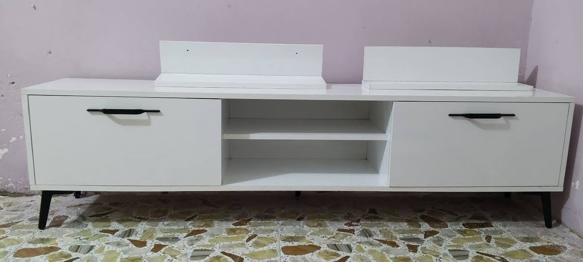 ميز بلازمة تسگام للبيع
الطول 180cm
تواصل ***********
