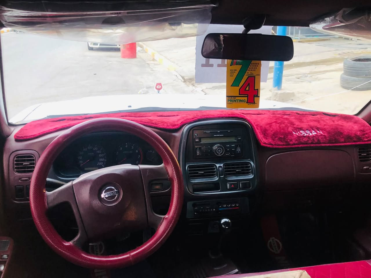 نيسان ٢٠١1 • بدون صبغ • سنويه صاقطه