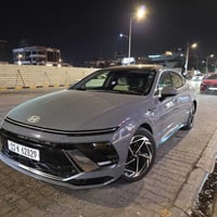 للبيع هونداي سوناتا موديل 2025 كامل مواصفات بنوراما داخل ابيض محرك 250...
