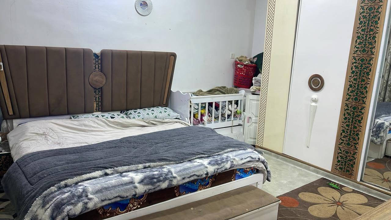 غرفه للبيع ب ٣٥٠
٩ قطع جك سرير خزن
مكيف ب ٢٠٠.
كاروك ٣٥

