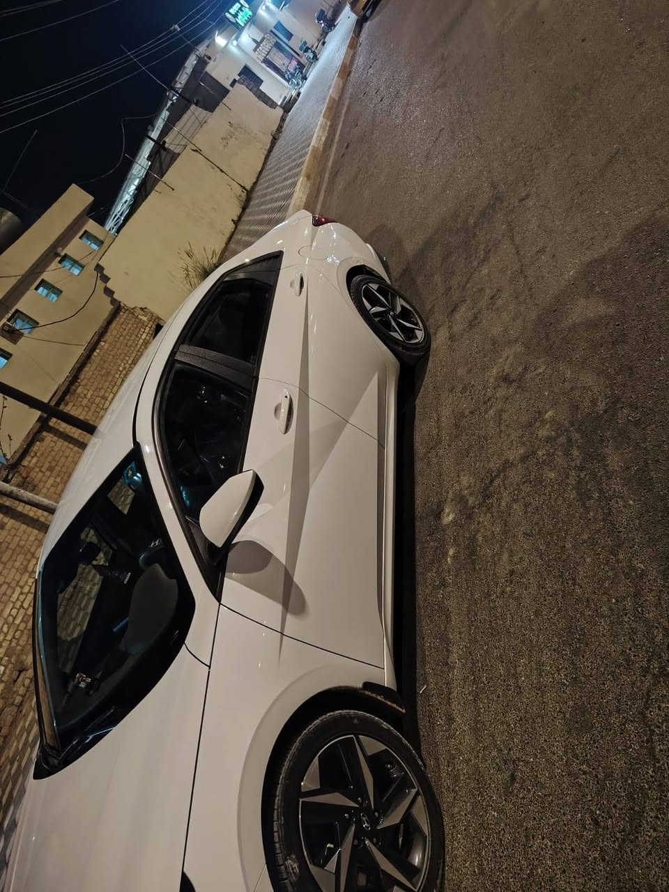النتره موديل 23 فول بدون فتحه ماشيه 51 رقم بغداد بسمي التفاصيل اتصل على الرقم
*********** مكان السياره بغداد
