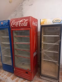 عارضات للبيع 3عموديات 1مجمده  السعر. 650وبيهن مجال
